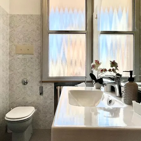 3 Terrazzo E Posto Auto - Praga 36 * Rimini