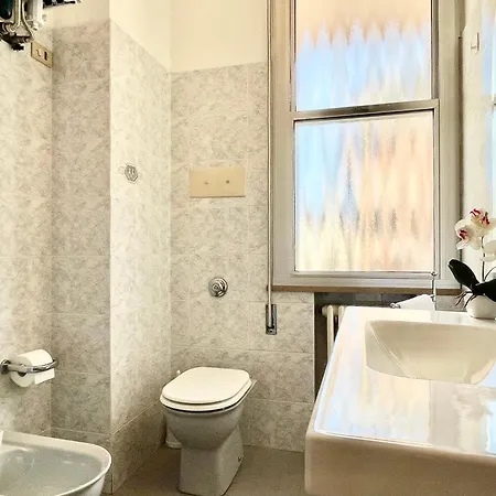 3 Terrazzo E Posto Auto - Praga 36 Rimini