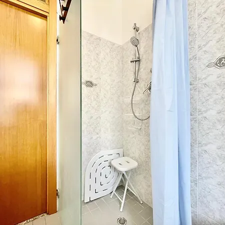 3 Terrazzo E Posto Auto - Praga 36 *