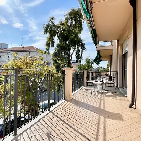 3 Terrazzo E Posto Auto - Praga 36 Appartamento