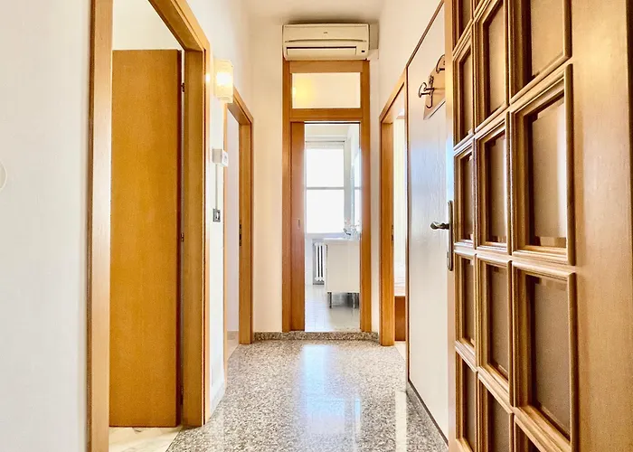 3 Terrazzo E Posto Auto - Praga 36 *