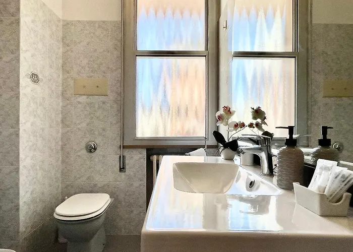 3 Terrazzo E Posto Auto - Praga 36 * Ρίμινι