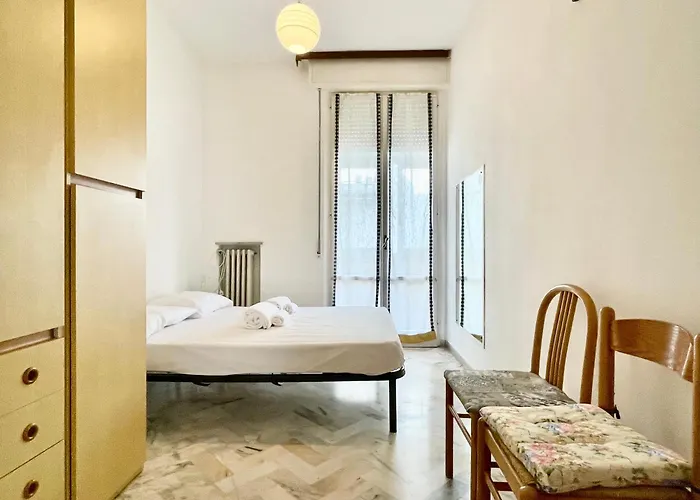 3 Terrazzo E Posto Auto - Praga 36